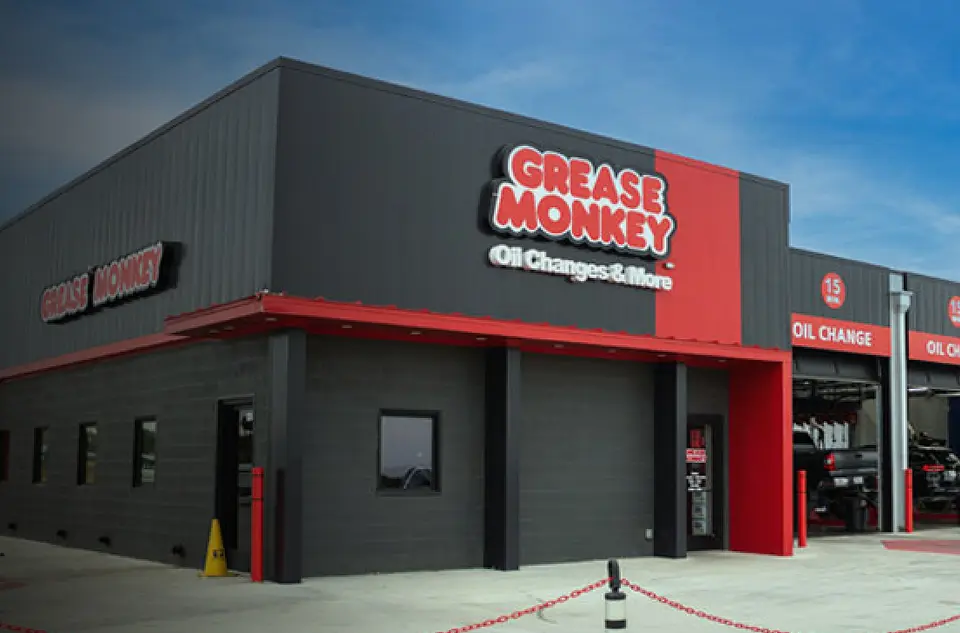 Grease Monkey storefront